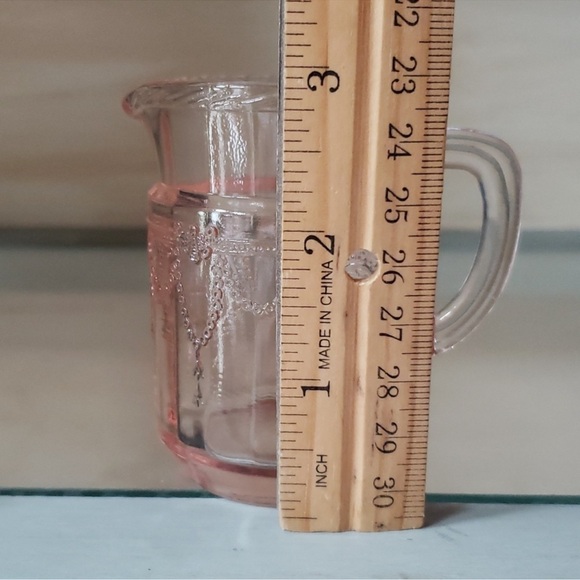 Vintage in box, Mosser Glass Jennifer #11 pink glass mini pitcher & tumblers - Picture 3 of 8